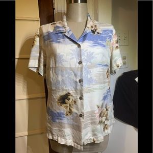 Hilo Hattie small button down shirt